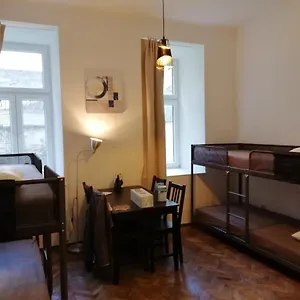 Albergue Max Out, Viena